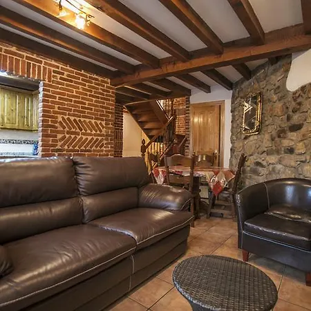 El Cabanon De منزل ريفي Pimiango
