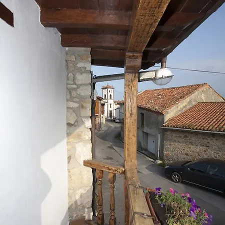 منزل ريفي El Cabanon De Pimiango